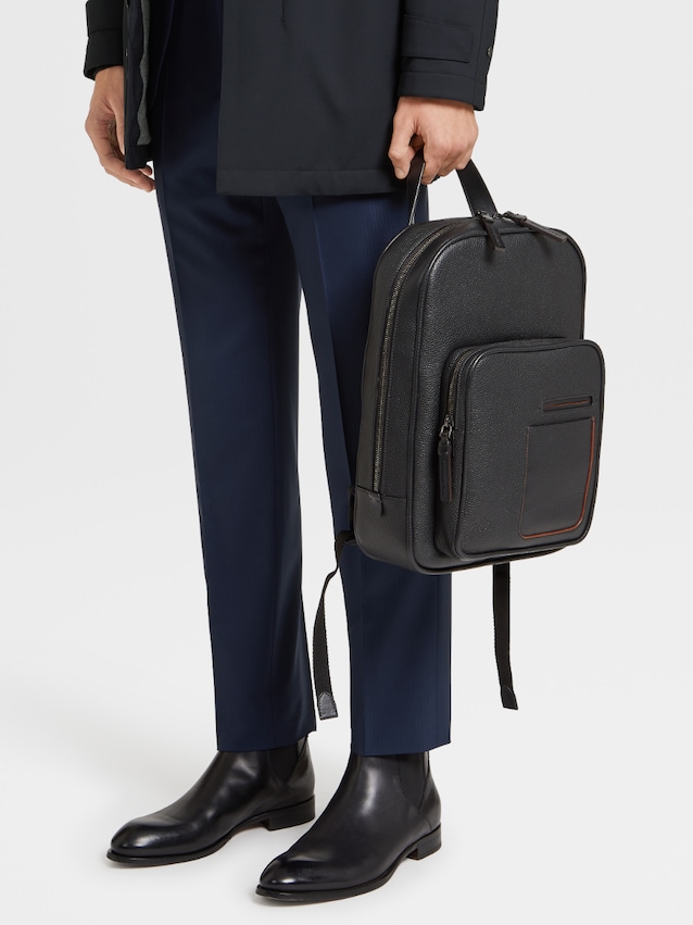 Leather bags and travel luggage for men 