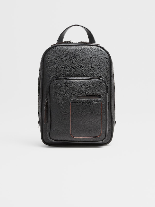 Leather bags and travel luggage for men 