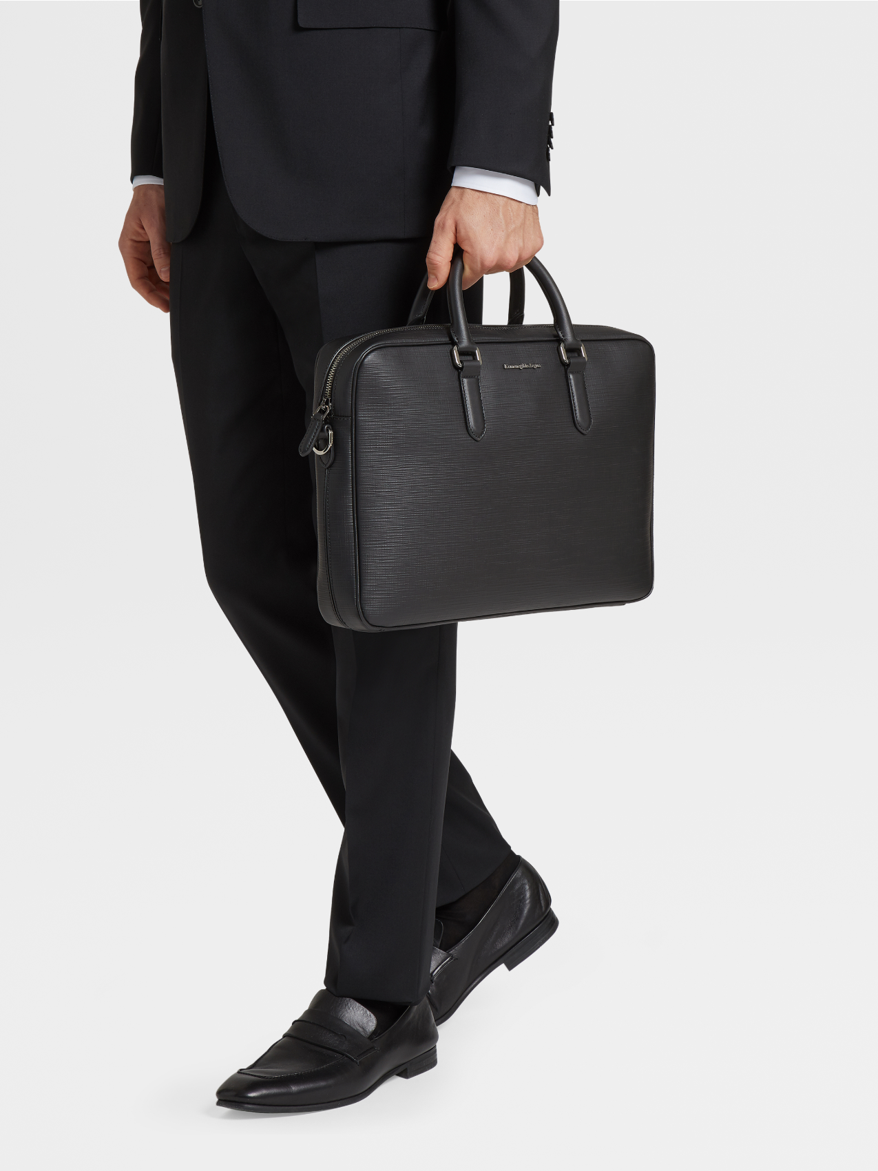 Stuoia Business Bag Ss21 10367618 Zegna With over 500 workers in total, we usually satisfy our customers with the shortest lead time at good quality. ermenegildo zegna