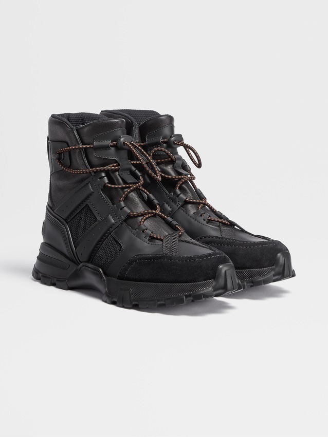 Men's designer boots made of leather 