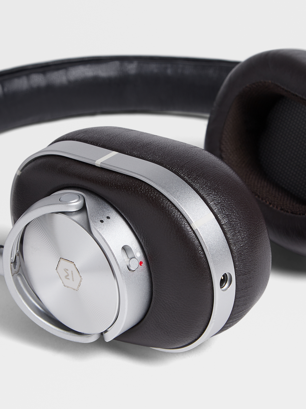 Pelletessuta Headphones Fw20 10482716 Zegna Shop ermenegildo zegna at harrods. ermenegildo zegna