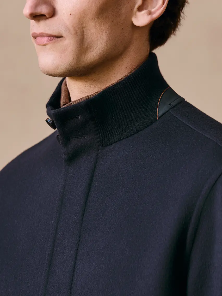Look minimaliste d’esprit sartorial pour homme de la collection FW25 de ZEGNA.