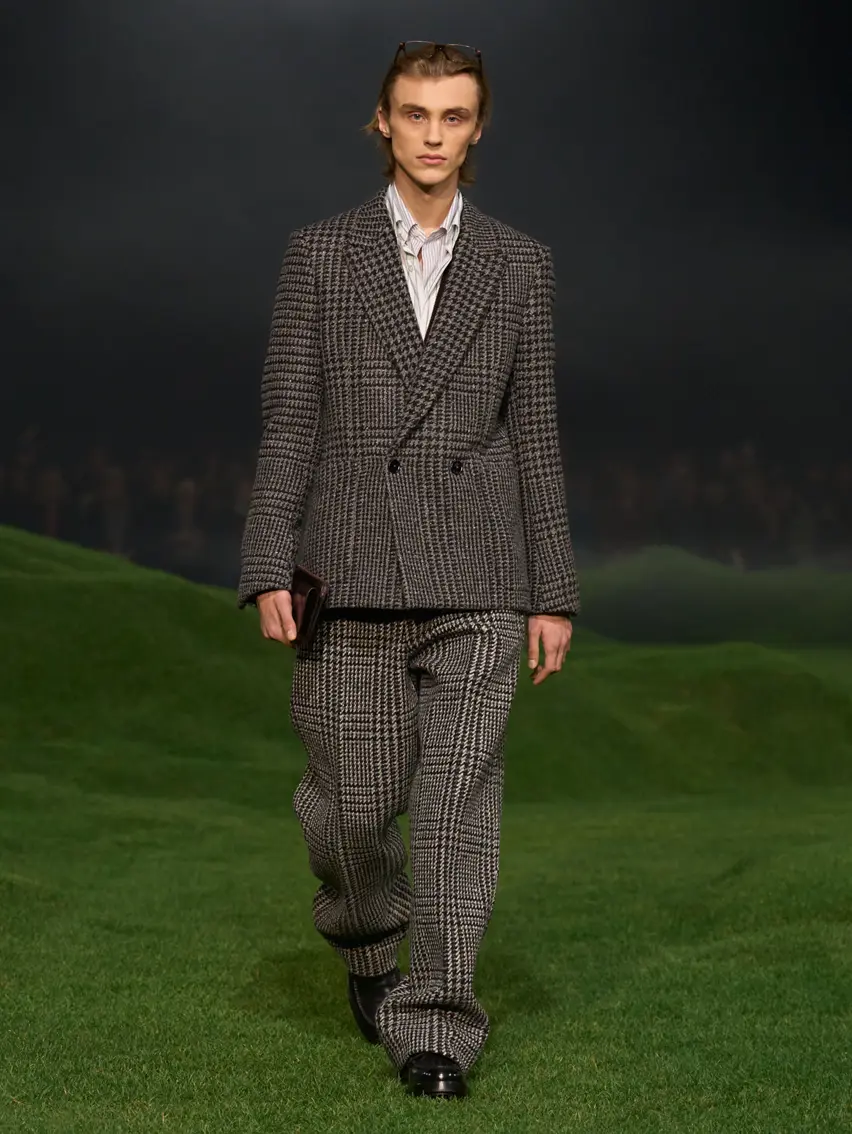 Winter Fashion Show 2025: Runway and Collection | ZEGNA US