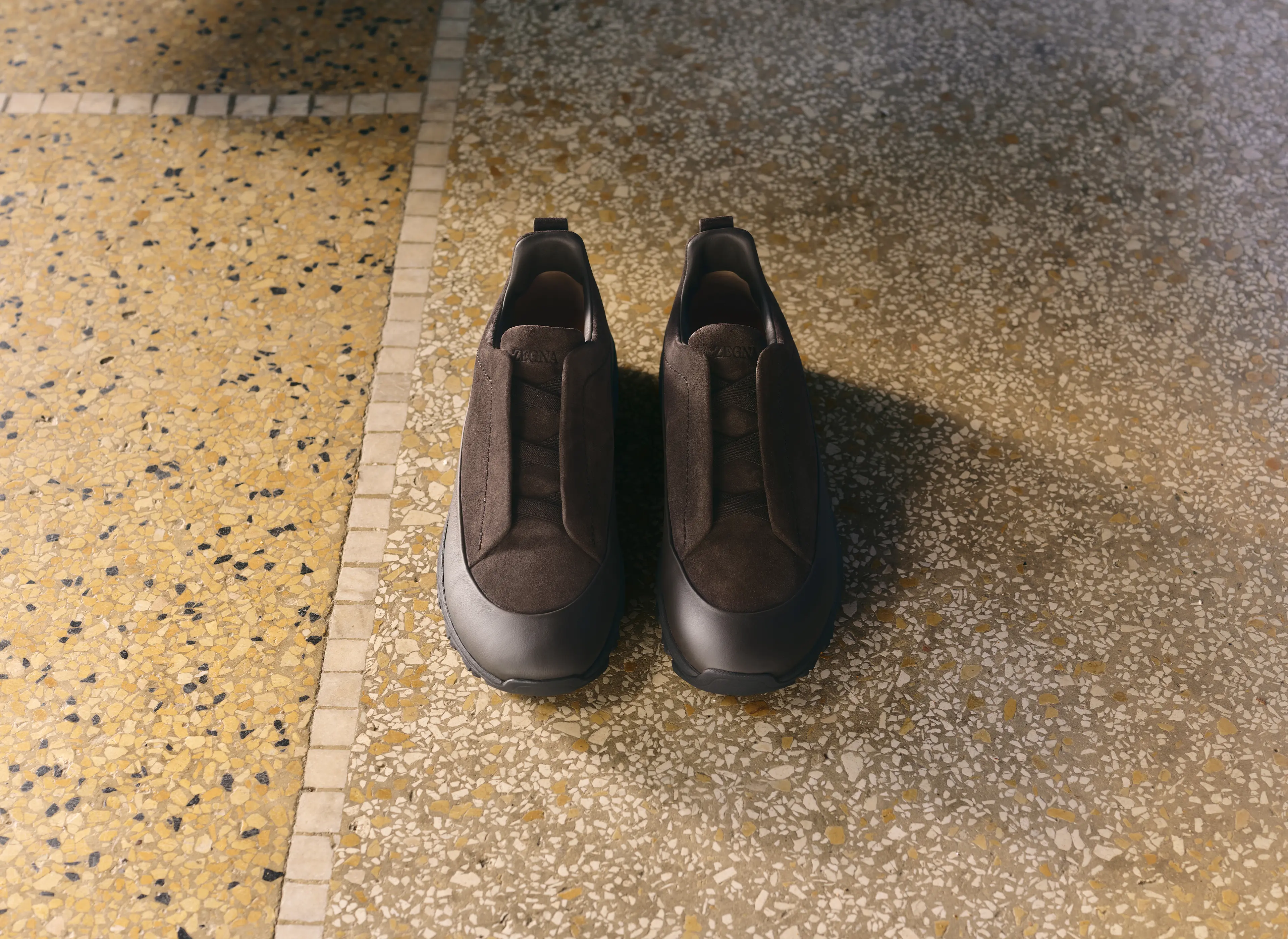 Nahaufnahme der Triple Stitch Monte Sneaker aus der ZEGNA FW26 Kollektion.