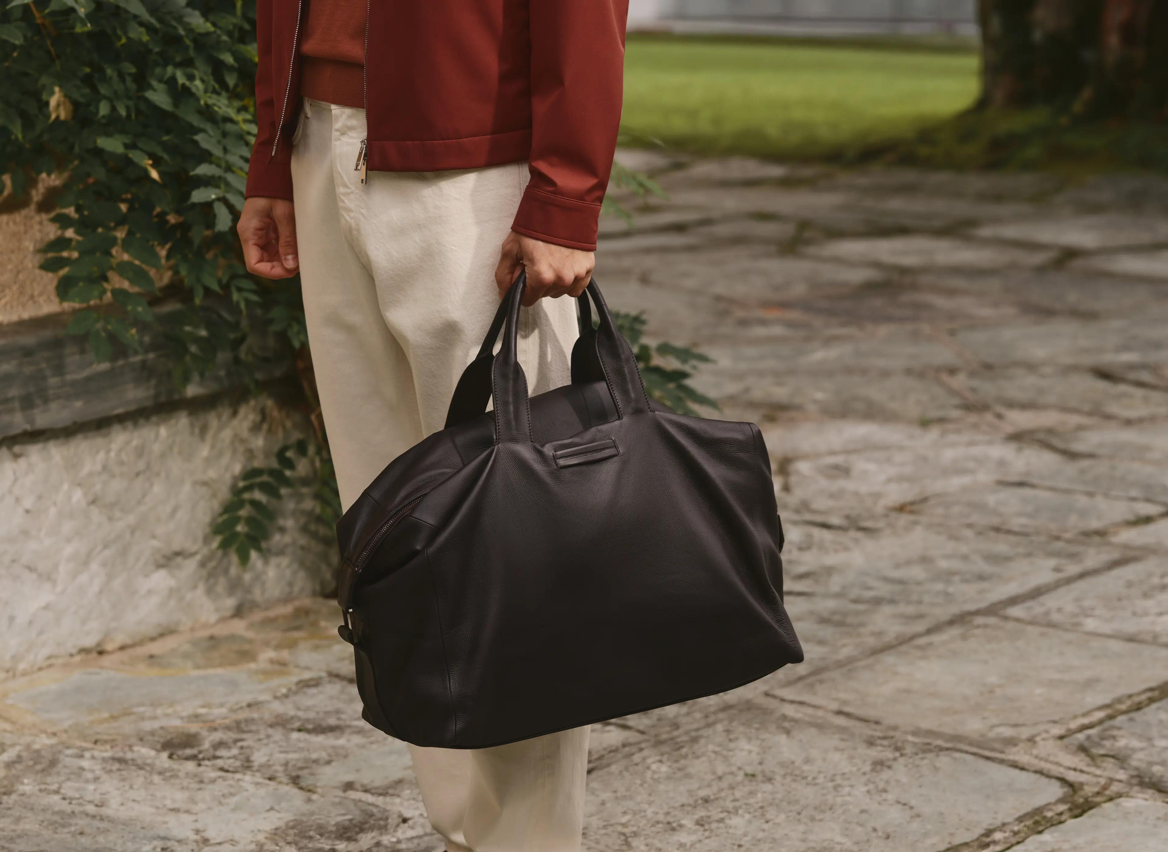 Man wearing a business casual outfit by ZEGNA from the Spring/Summer 2025 collection.