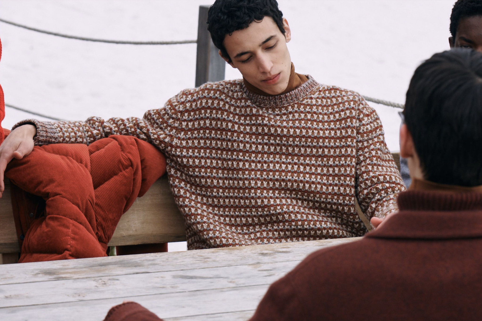 Trois hommes portant des vêtements de la nouvelle collection pour homme de ZEGNA.