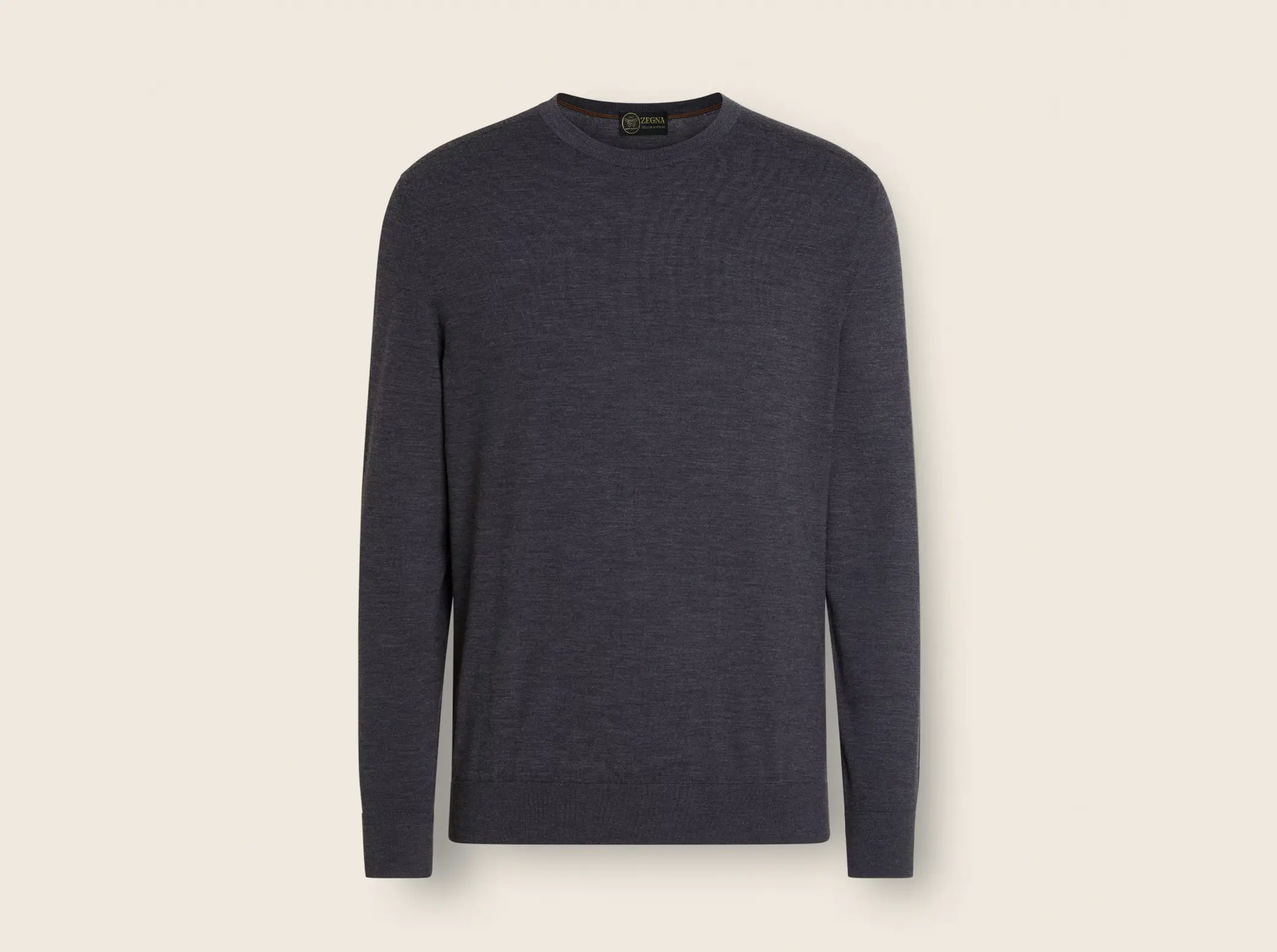 Un modèle Vellus Aureum de ZEGNA pour homme de la collection Printemps/Été 2026.