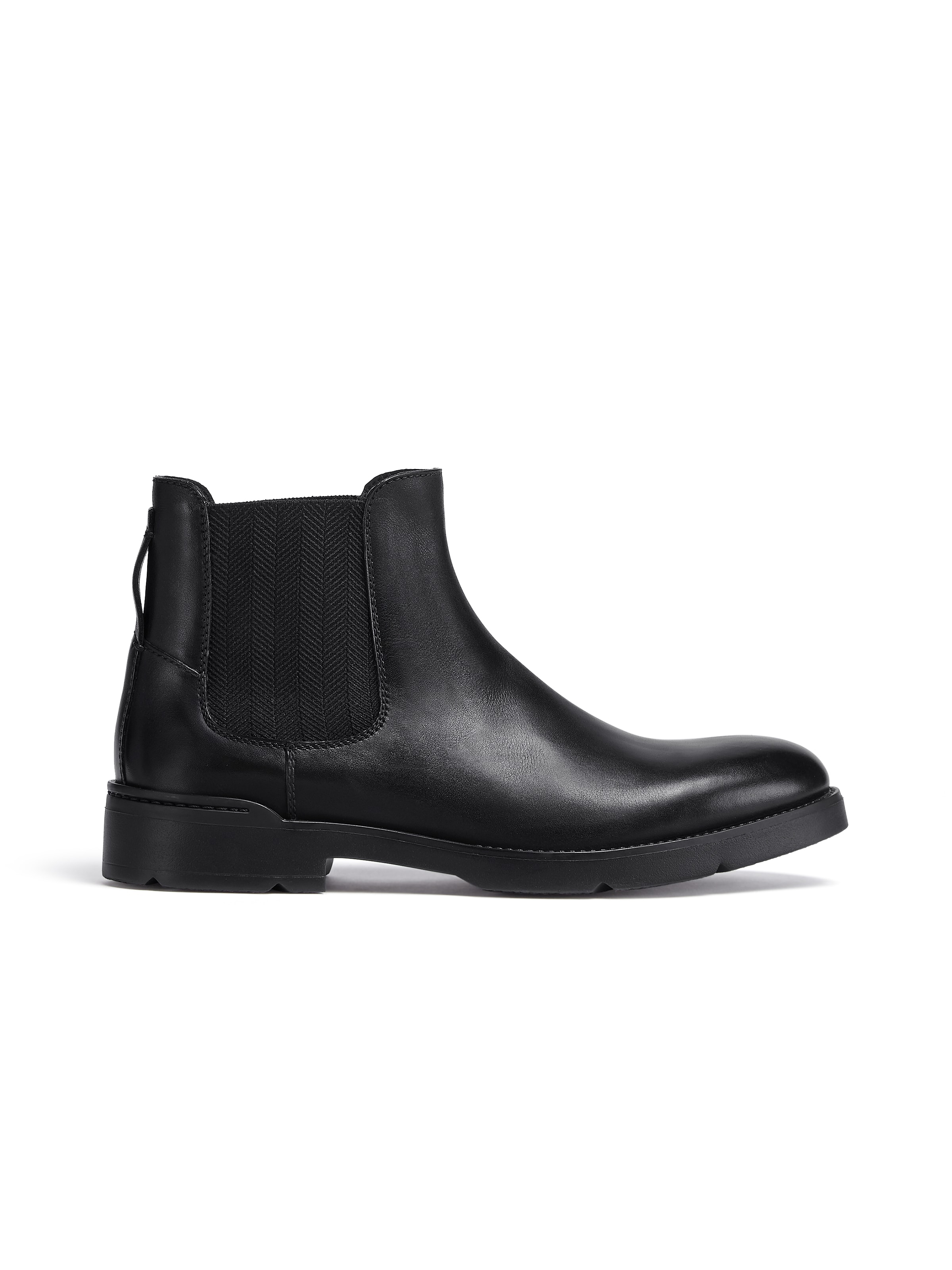 Shop Zegna Black Hand-buffed Leather Cortina Chelsea Boots In Noir